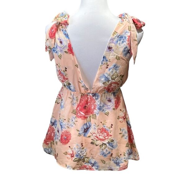 Forever 21 Women’s Peach Mulitcolor Floral V-Neck Tie Shoulder Top, Size 2, NWT - Picture 3 of 10